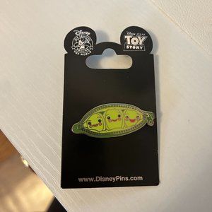 Disney Pixar's Toy Story 3  "Peas in a Pod" - OFFICIAL Disney Pin 79023